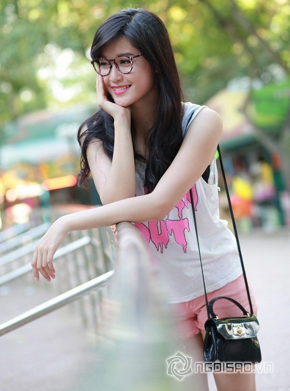 Ngắm vẻ đẹp ngọt ngào của tân Á hậu 1 HHVN 2014