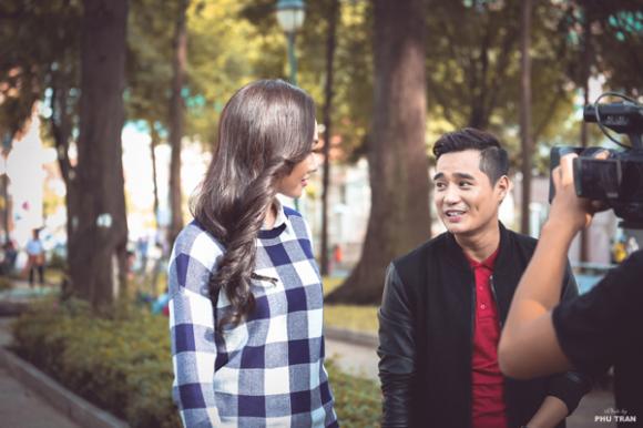 Á hậu Kim Duyên rạng rỡ trong nắng sớm