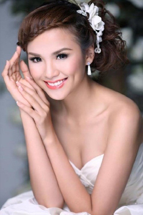 Nhiều nguồn tin cho hay, Diễm Hương và đại gia địa ốc nghìn tỷ quen nhau từ sau khi cô đăng quang Hoa hậu Thế giới người Việt và họ - chong_diem_huong_5_jpg2