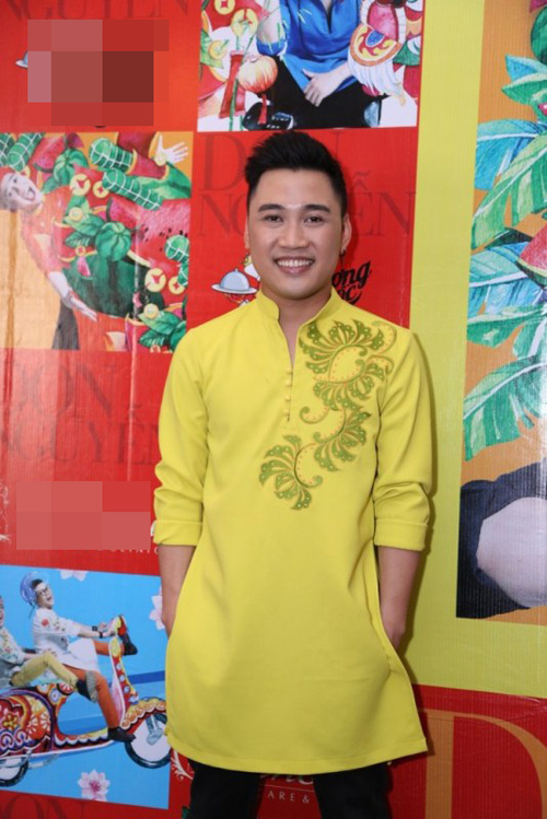 Hương Giang Idol đến mừng Don Nguyễn