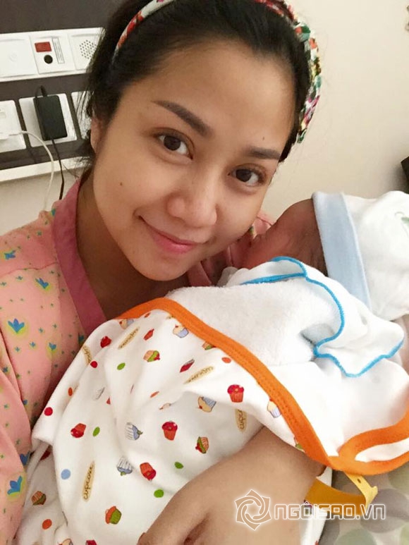 Ốc Thanh Vân khoe con trai mới sinh 2