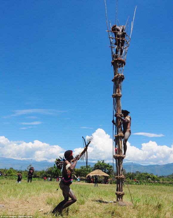 Bộ tộc Papua tổ chức lễ tạ ơn theo phong cách độc đáo 11