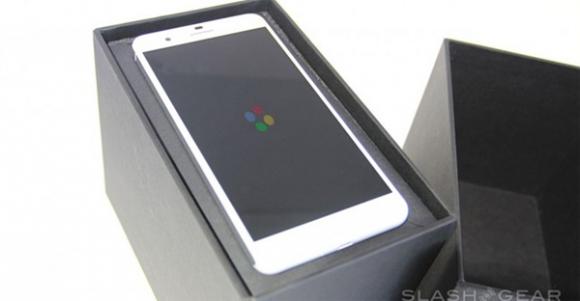 Ý tưởng về điện thoại Nexus mới có thiết kế giống iPhone