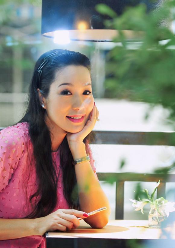 Trịnh Kim Chi thon gọn ngỡ ngàng ở tháng thứ 7 thai kì 2