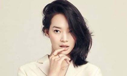 Shin Min Ah nổi bật với vẻ đẹp tinh tế và duyên dáng