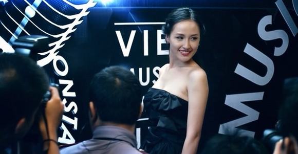 Sao nổi tiếng của showbiz Việt và những vai diễn 'lướt qua ống kính'
