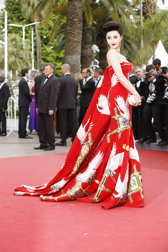 Phạm Băng Băng lộng lẫy trên thảm đỏ Cannes 68 12