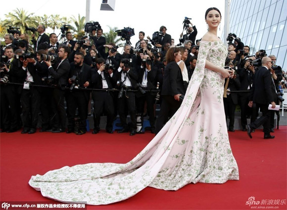 Những bộ váy lộng lẫy của Phạm Băng Băng tại Cannes 0