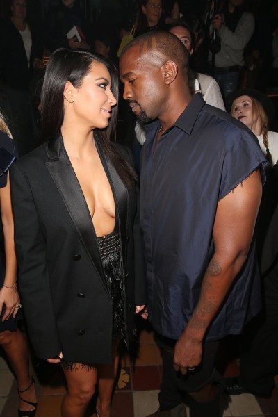 Kim Kardashian khiến chồng mê mẩn 10