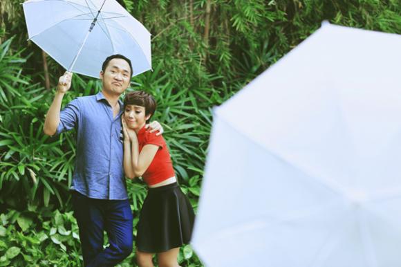 Chồng Thu Trang ôm hôn xối xả khi vợ ghen 7