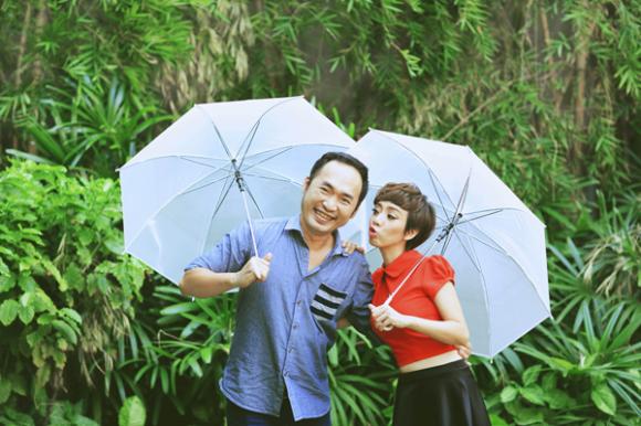 Chồng Thu Trang ôm hôn xối xả khi vợ ghen 10
