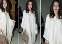 Angelina Jolie mặc đồ như 'phù thủy trắng' Angelina Jolie mặc đồ như 'phù thủy trắng'