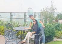 Ca sĩ Mỹ Lệ hào hứng khám phá villa hơn 2 triệu đô rợp bóng cây xanh của Nathan Lee Ca sĩ Mỹ Lệ hào hứng khám phá villa hơn 2 triệu đô rợp bóng cây xanh của Nathan Lee