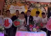 Quà cưới độc đáo nhưng rất thực tế của hội bạn thân dành cho cô dâu chú rể Nghệ An Quà cưới độc đáo nhưng rất thực tế của hội bạn thân dành cho cô dâu chú rể Nghệ An