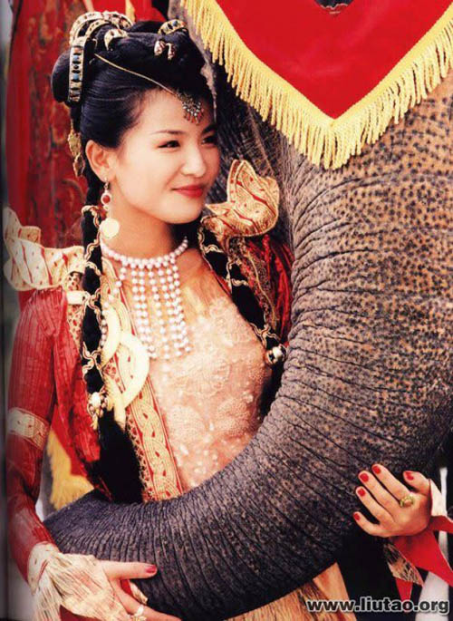 Mỹ Nhan Hoa Ngữ Trong Vai La Ngọc Canh Vang 3
