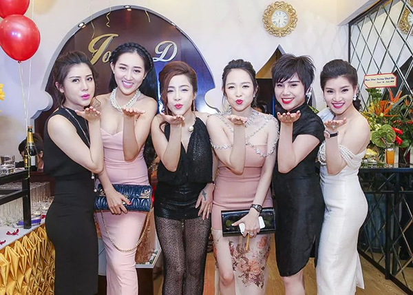 Linh Jollie, Dương Yến Ngọc, Văn Thành Công, hot girl Linh Jollie, Jollie D Spa