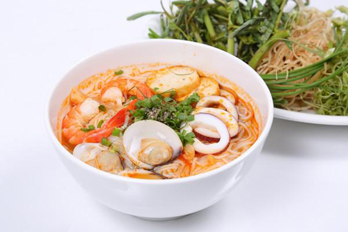 Vương Quốc Tôm, Bún Thái, Bún Nom Banh Chok, Bánh canh Bến Có, Món ăn ngon