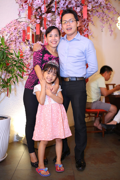Vương Quốc Tôm, Nhà hàng ăn ngon, Ẩm thực Sài Gòn