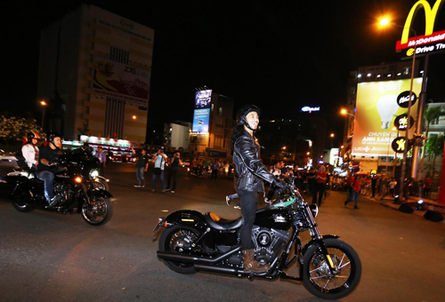 Phạm Anh Khoa, Hari Won, Dịch vụ Drive-thru, McDonald’s Việt Nam