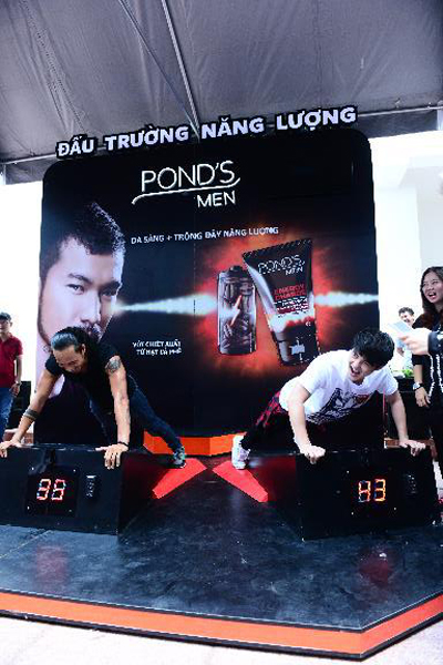 Phạm Anh Khoa, Ông Cao Thắng, Đông Nhi, Đấu trường năng lượng, Pond's men