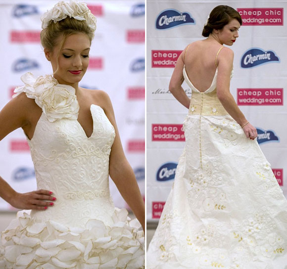 Váy cưới tuyệt đẹp từ giấy vệ sinh  VTVVN