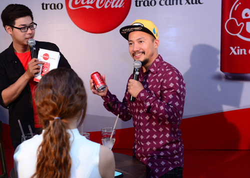 Tiến Đạt, Hari Won, Chi Pu, Coca-cola, Sao việt bày tỏ cảm xúc