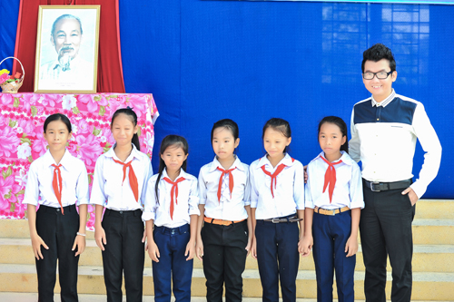 Ký Quốc Đạt, Á vương Ký Quốc Đạt, Tin ngôi sao
