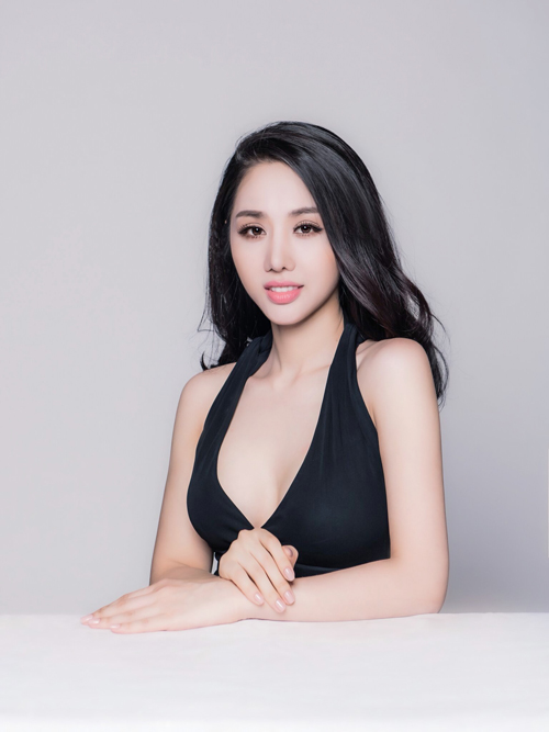 Thanh Nguyễn, Hotgirl Bella, Nữ hoàng tắm trắng, Sao việt