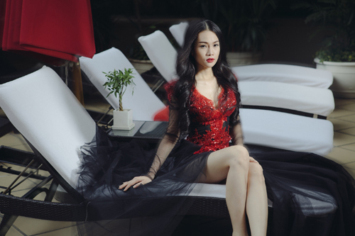 Hoàng Kim Uyên, Người mẫu Hoàng Kim Uyên, Sao việt