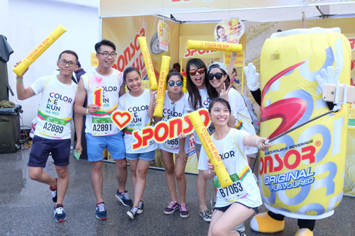 Color Me Run, Yellow me selfie, Sponsor