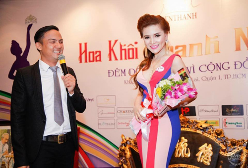 Hotgirl Vy Marya, Hoa Khôi Doanh Nhân 2015, Đấu giá gây quỹ từ thiện