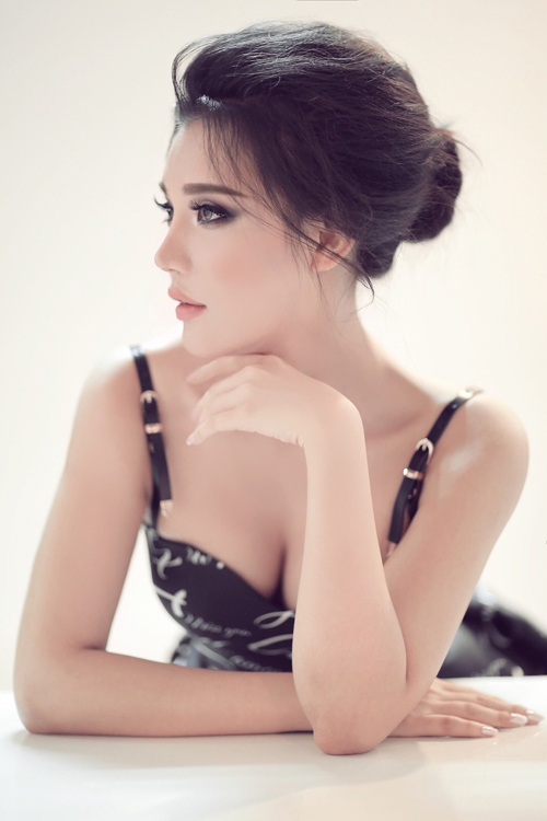 Jenny Nguyễn, Miss Cosmopolitan World 2015, Sao Việt