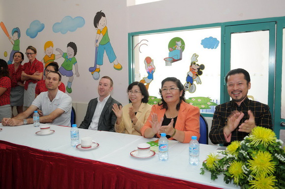 Hùng Cửu Long, Sao Việt, Con gái Hùng Cửu Long, Lê Thánh Thiện