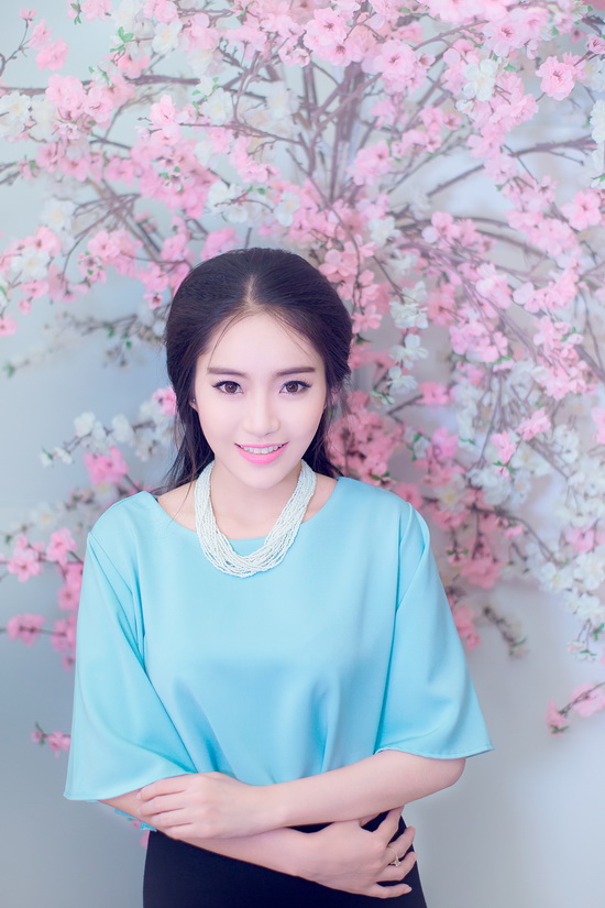 Hương Nguyễn, Diễn viên Hương Nguyễn, Sao Việt