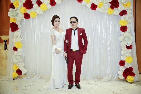 Bầu Hòa, Sao Việt, NTK Minh Hùng