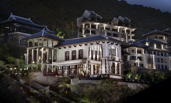InterContinental Danang Sun Peninsula Resort , Khu nghỉ dưỡng sang trọng bậc nhất thế giới năm 2015, Du lịch Đà Nẵng