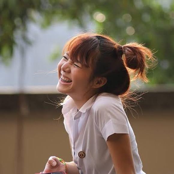 Hot girl Thái Lan gây sốt vì quá xinh đẹp sau khi bỏ niềng răng