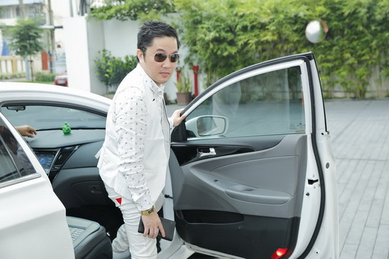 Bầu Hoà, Sao Việt, SIL Management Group