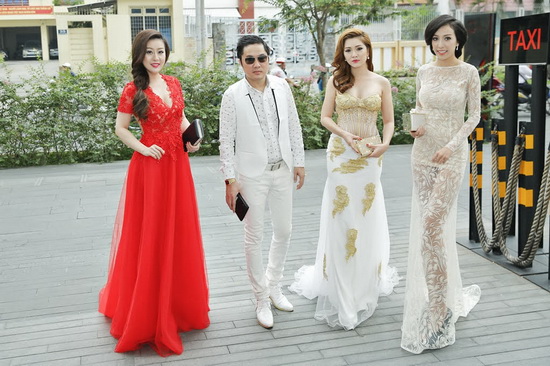 Bầu Hoà, Sao Việt, SIL Management Group