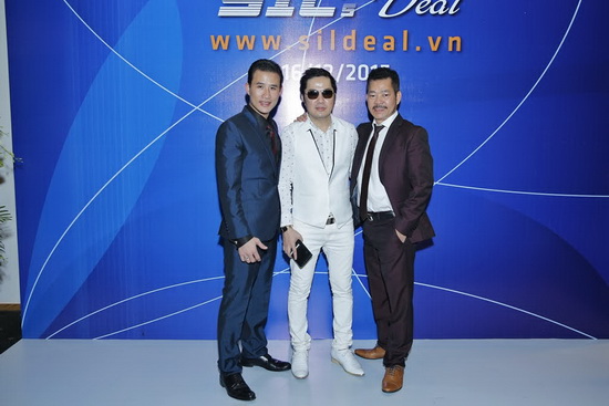 Bầu Hoà, Sao Việt, SIL Management Group