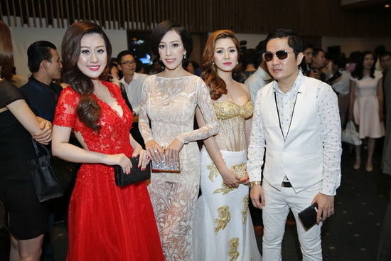 Bầu Hoà, Sao Việt, SIL Management Group