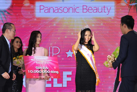 Chi Pu, Tỏa sáng cùng Panasonic Beauty, Sao Việt