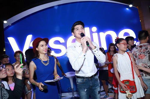 Countdown Party 2016 , Sơn Tùng M-TP, body painting ánh sáng