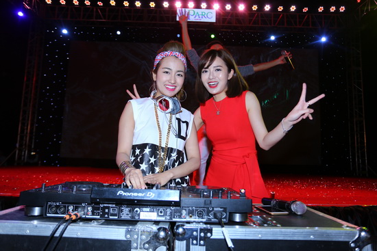 Red Party at Le Parc, Hồng Sơn, Thạch Bảo Khanh