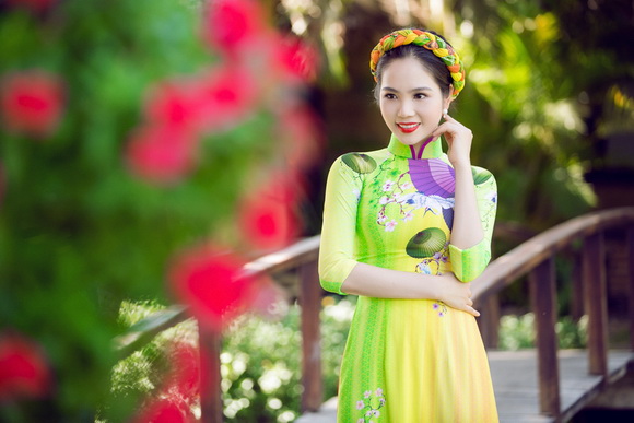 Dương Kim Ánh, Dương Kim Ánh áo dài, Sao Việt