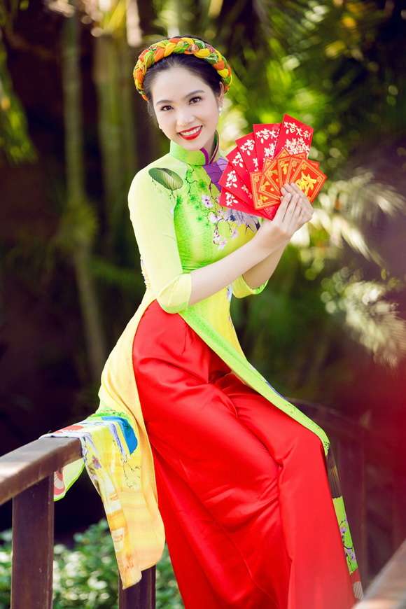 Dương Kim Ánh, Dương Kim Ánh áo dài, Sao Việt