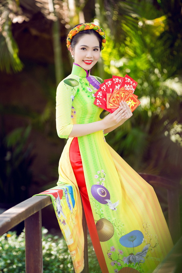 Dương Kim Ánh, Dương Kim Ánh áo dài, Sao Việt