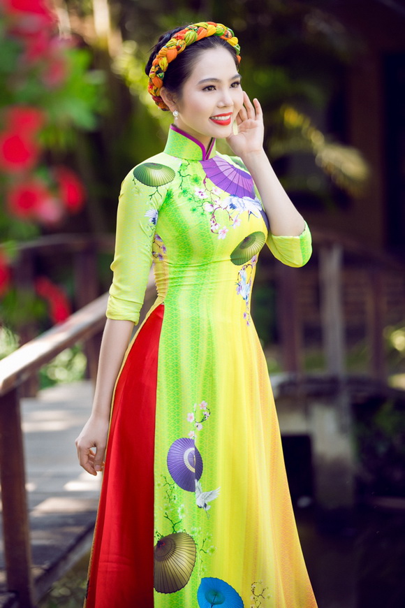Dương Kim Ánh, Dương Kim Ánh áo dài, Sao Việt