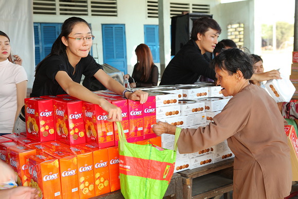 Hoàng Mập, Sao việt làm từ thiện, Trại phong Bình Minh