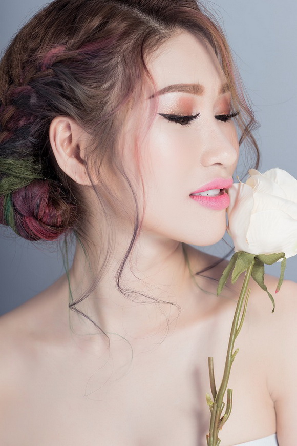 Quỳnh Thi, Người mẫu Quỳnh Thi, Sao Việt
